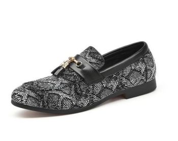 Men British pointed gentlemen serpentine tassels Shoes