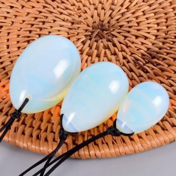 Jade Opalite Healing Massage Stone - Image 4