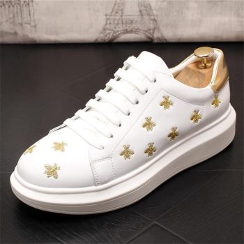 Newest White Embroidery bees Casual lace-up shoes for men