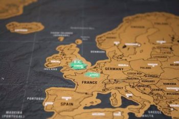 Deluxe Black Scratch Off World Map - Image 2