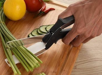 Multi-Purpose Food and Vegetable Cutter with Chopping Board - Image 4