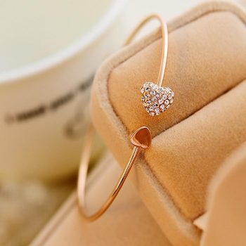 High-Quality Love Heart Bracelet - Image 7