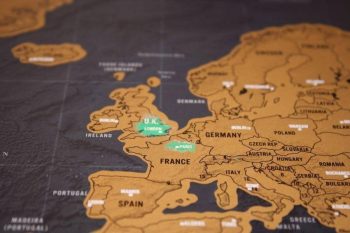 Deluxe Black Scratch Off World Map - Image 7