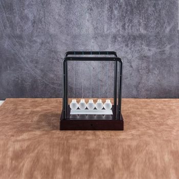 Newton's Cradle LED Light Up Desktop - Image 3
