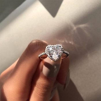 Fashion Crystal Heart Shaped Wedding Rings