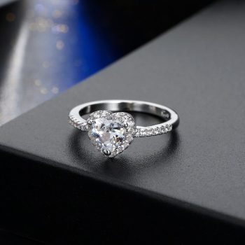 Fashion Crystal Heart Shaped Wedding Rings - Image 5